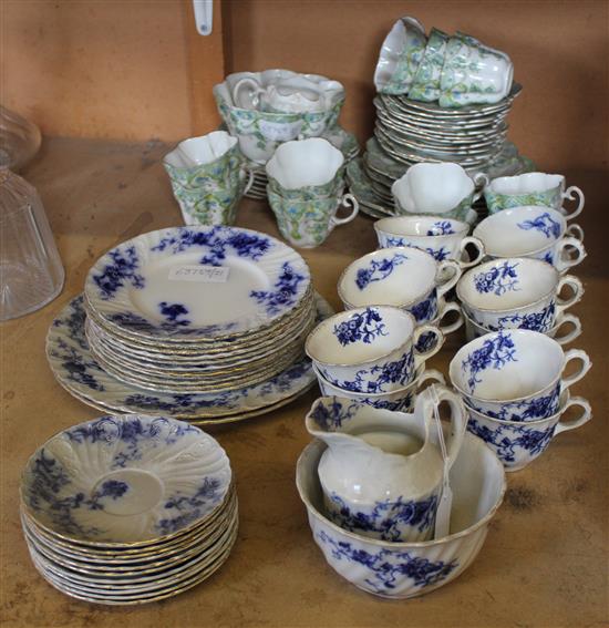 19/20C green and blue foliate patterned part tea service & another blue floral patterned part service (approx 39-pce each)